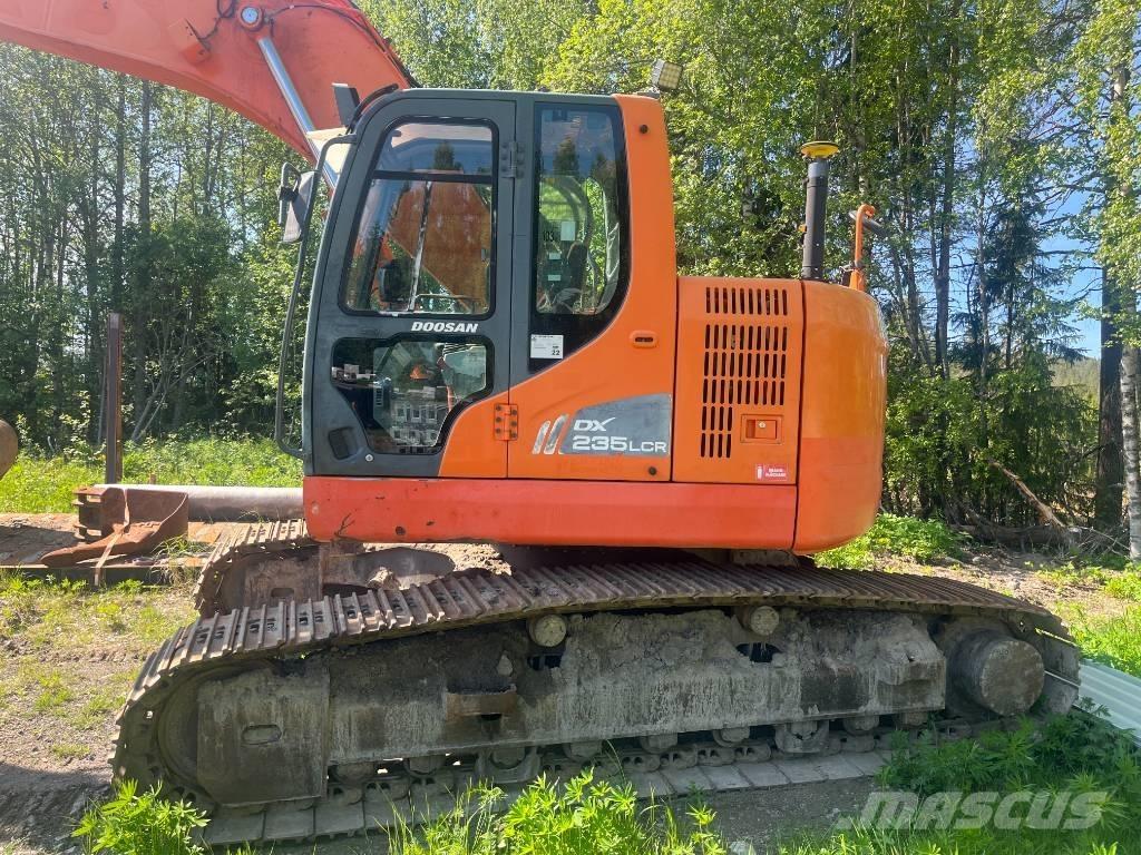 Doosan 235 LCR Bagri goseničarji