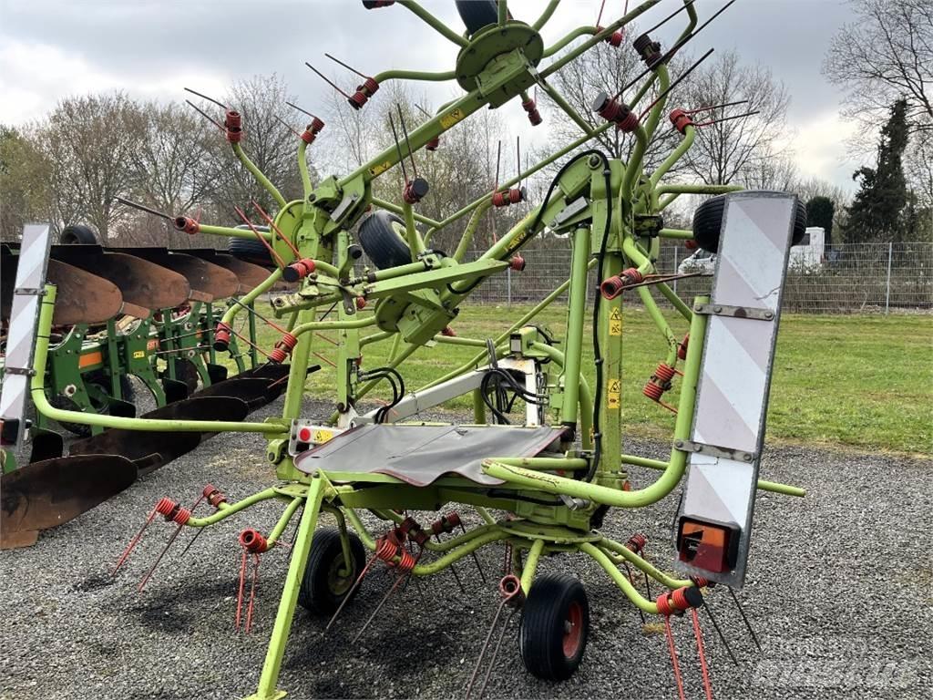 CLAAS VOLTO 770 Obračalniki in zgrabljalniki
