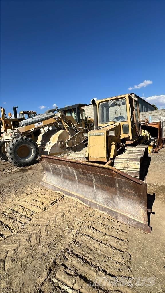CAT D 4 C Buldožerji goseničarji