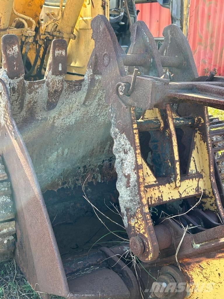 John Deere 120 Bagri goseničarji
