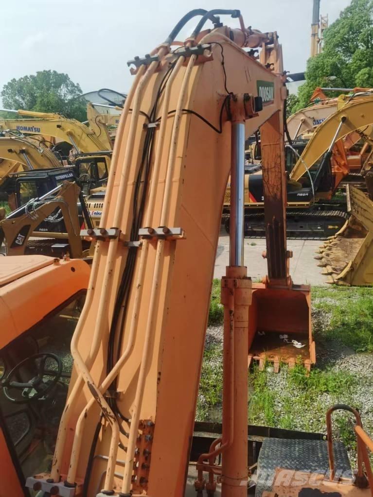 Doosan DH 210 W-7 Bagri na kolesih