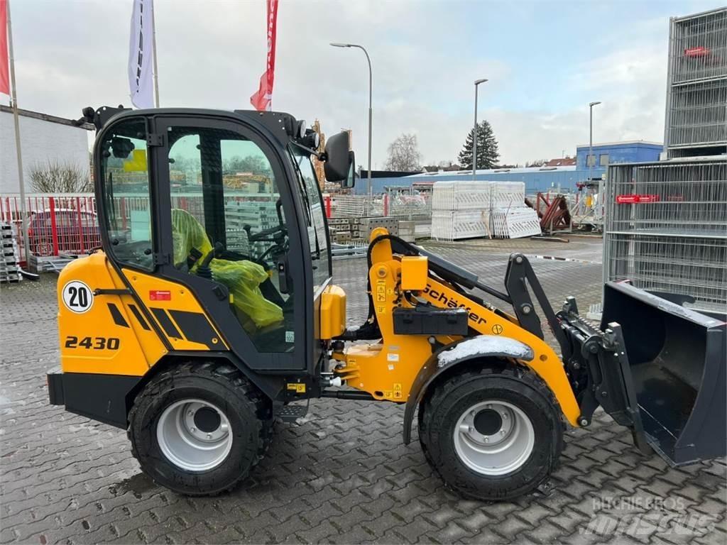 Schäffer 2430 Skid steer mini nakladalci