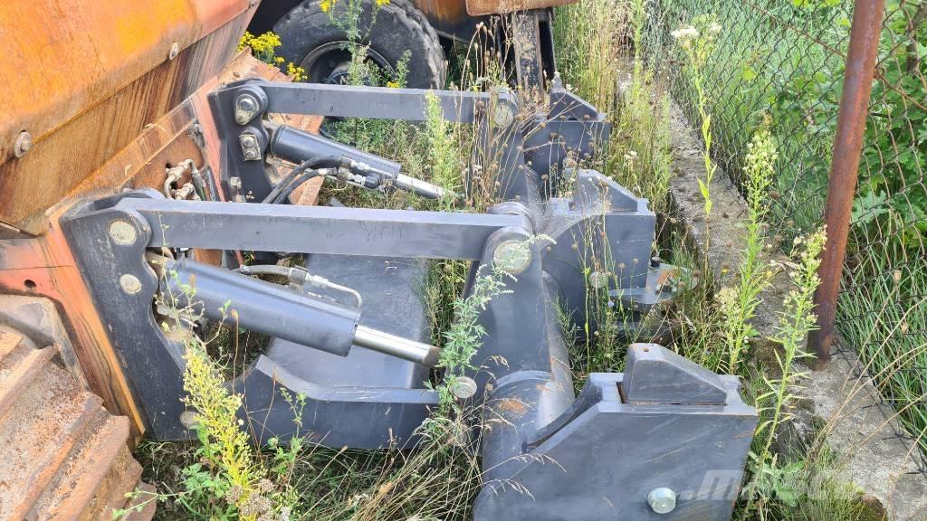 CASE 1150 M Gosenice