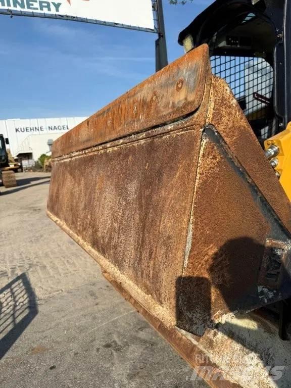 CAT 259D Skid steer mini nakladalci