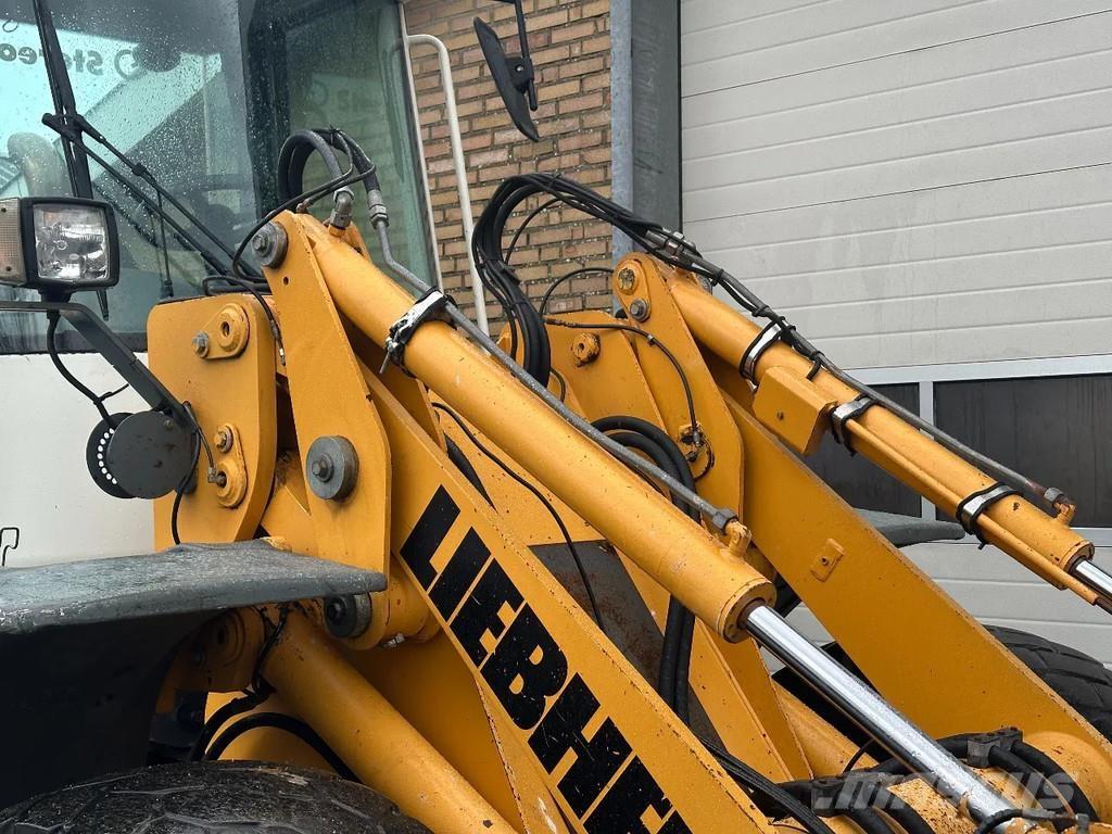 Liebherr L514 Kolesni nakladalci