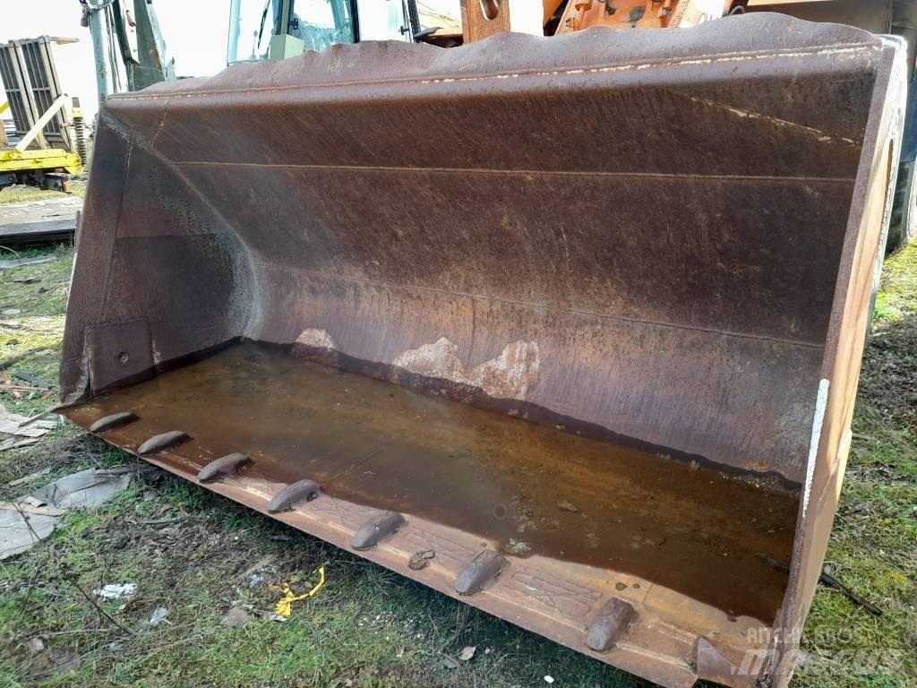 Doosan DL 420-3 Kolesni nakladalci