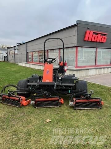 Jacobsen 305 Kosilnice za zunanji prostor