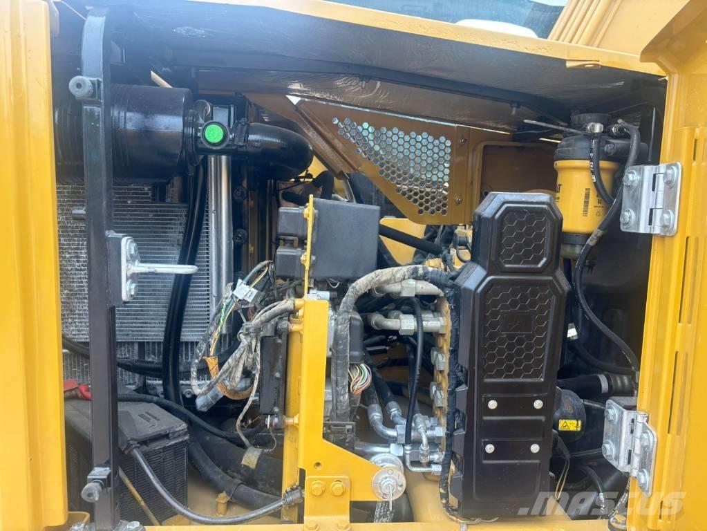 CAT 310 Bagri goseničarji