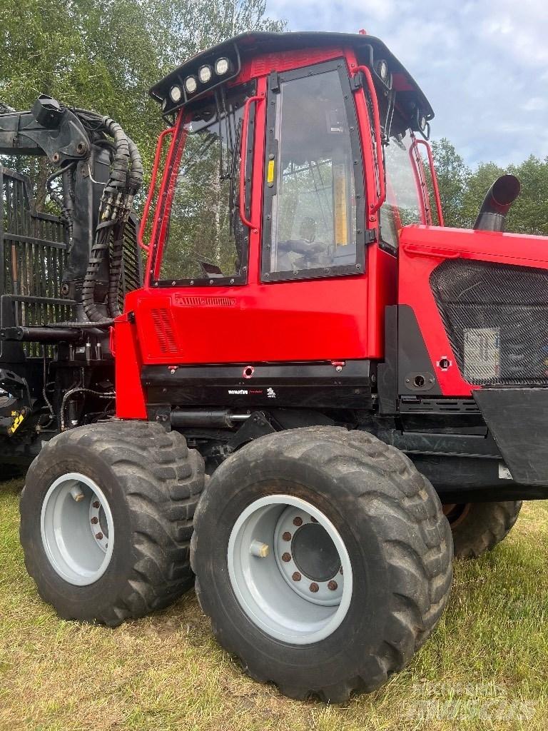 Komatsu 835 Forwarderji