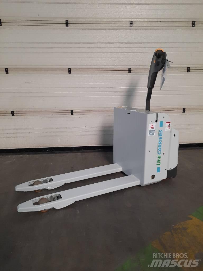 UniCarriers PLL180 Električni nizko dvižni viličar