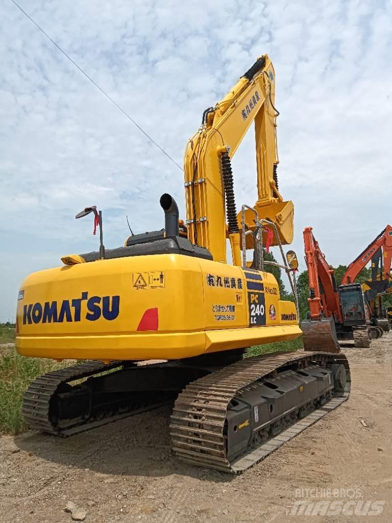 Komatsu PC 240 Bagri goseničarji