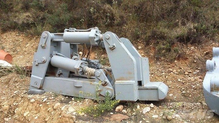 CAT SS RIPPER D9H Klešče