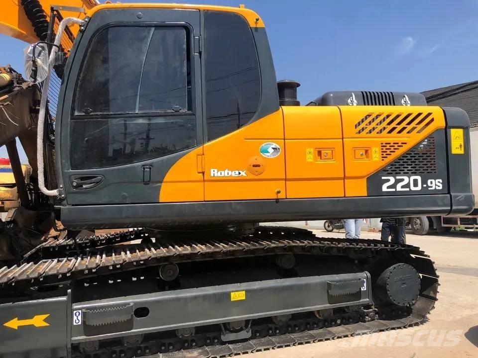 Hyundai R220LC-9S Bagri goseničarji