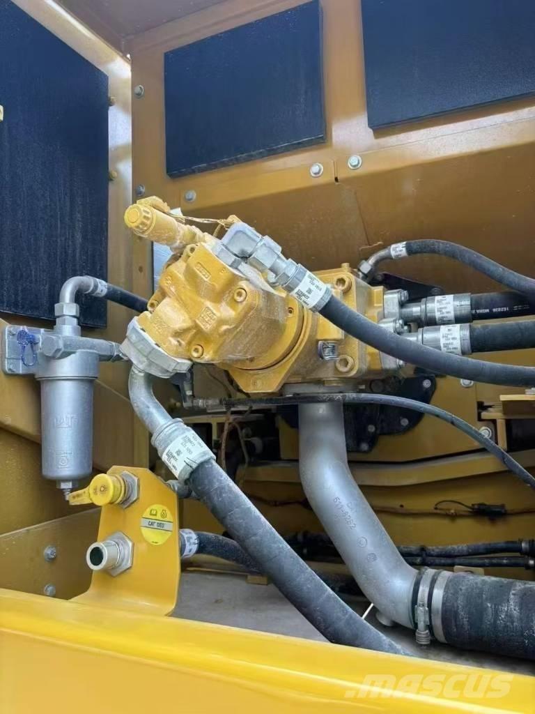 CAT 336 GC Bagri goseničarji