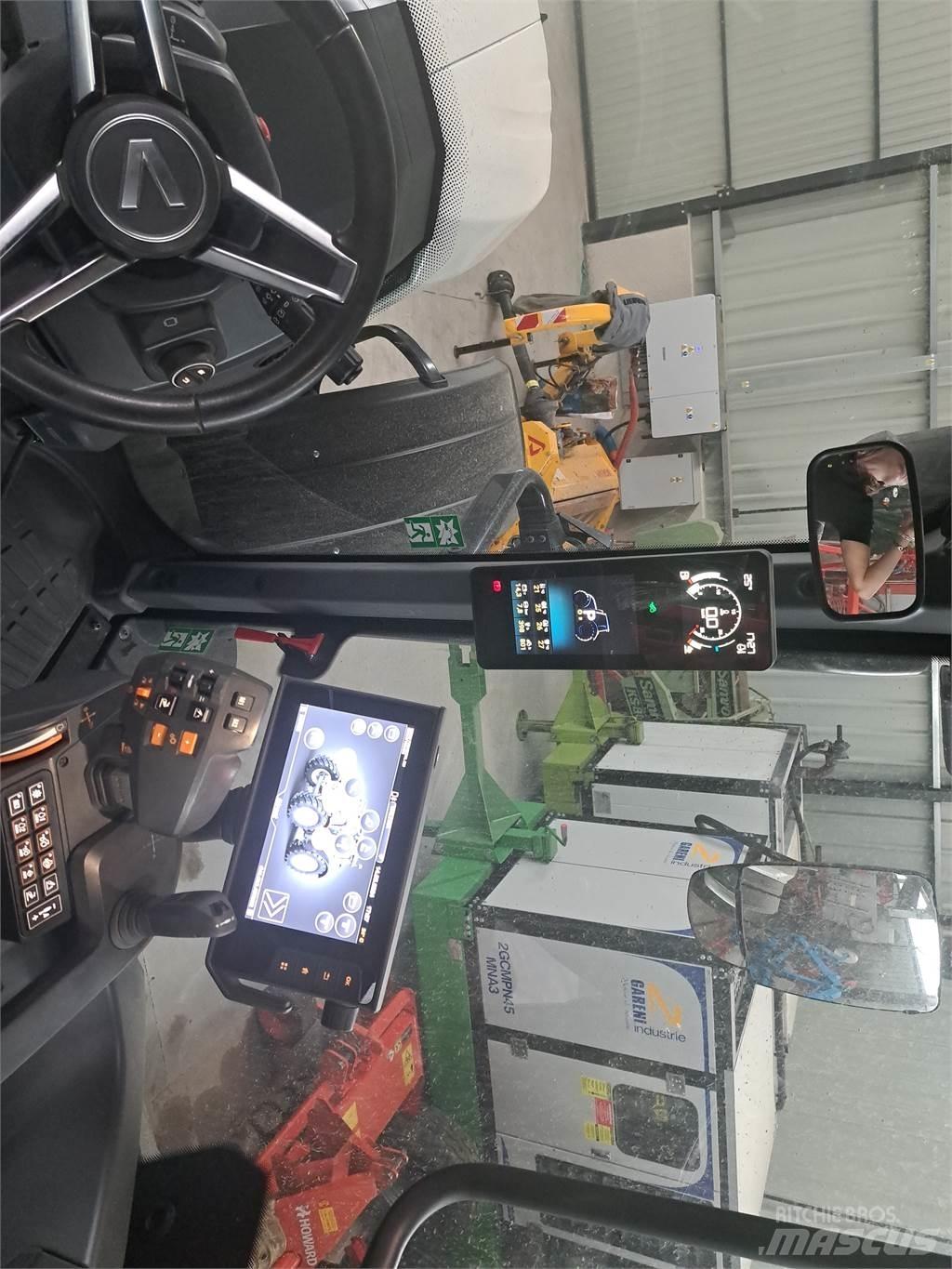 Valtra N155 Traktorji