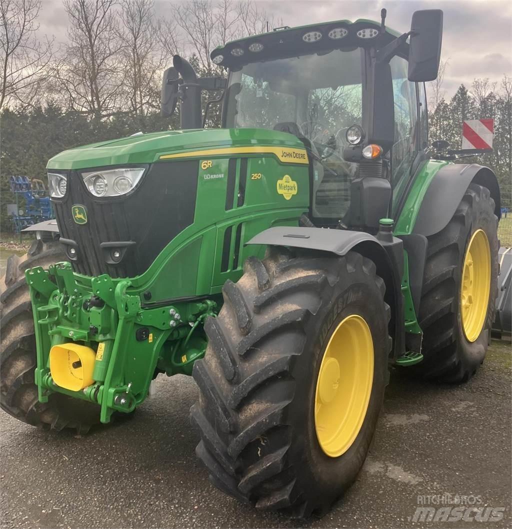 John Deere 6R 250 Traktorji