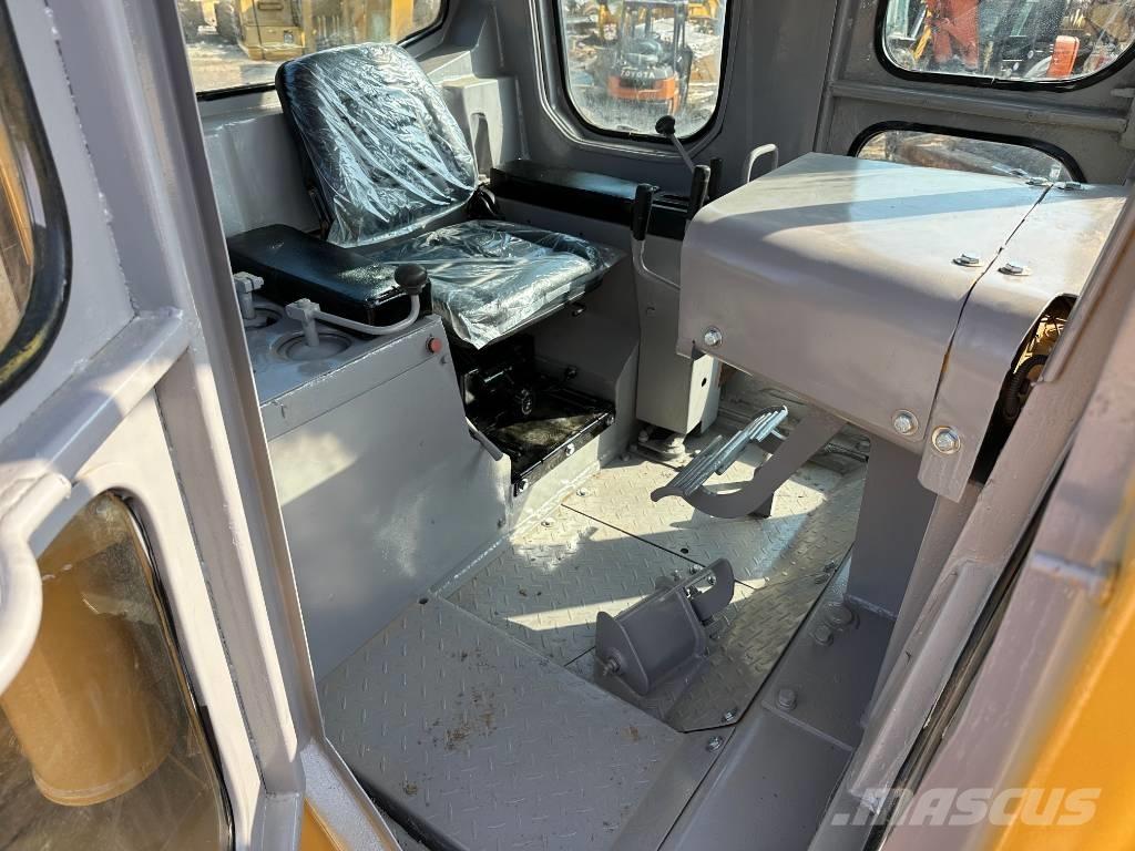 CAT D7G Buldožerji goseničarji