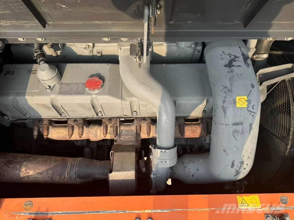 Hitachi ZX 470 Bagri goseničarji