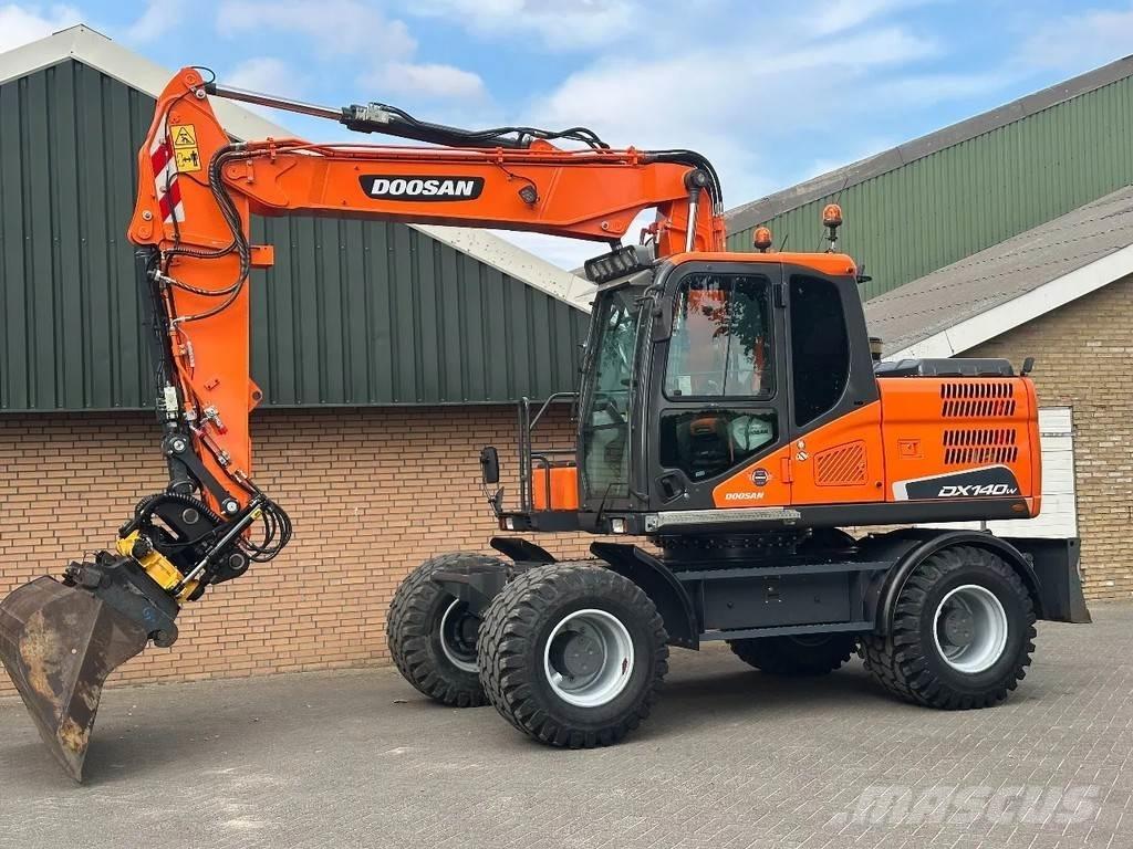 Doosan DX140W-5 Bagri na kolesih