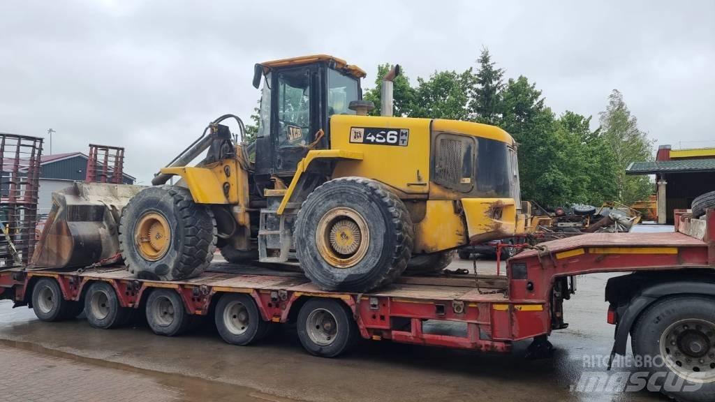 JCB 456 Kolesni nakladalci