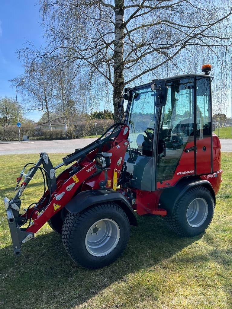 Weidemann 1190e CAB Večnamenski nakladalci