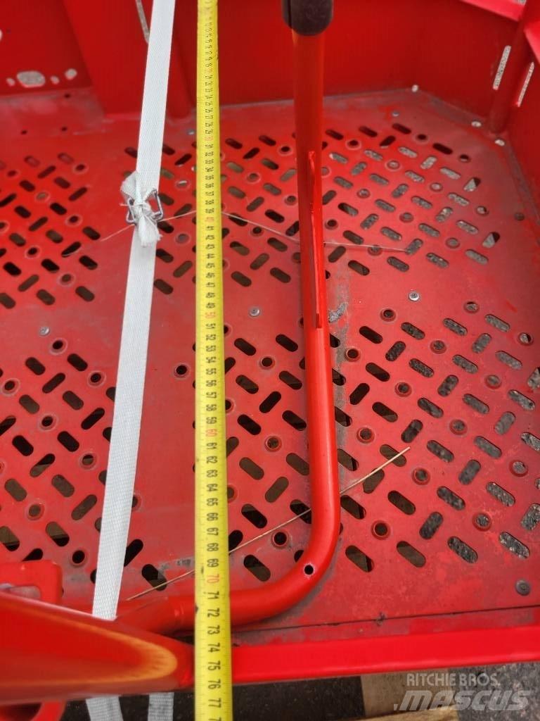 Manitou ATJ 200 kori Druga dvigala in dvižne ploščadi