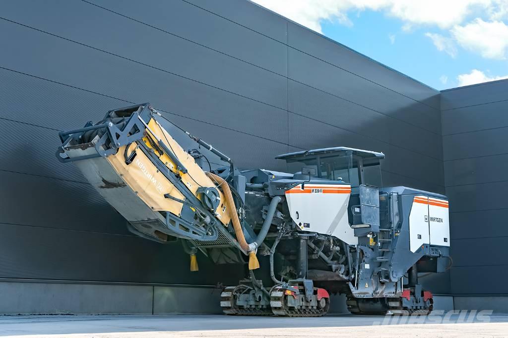 Wirtgen W 220 FI Freze za asfalt