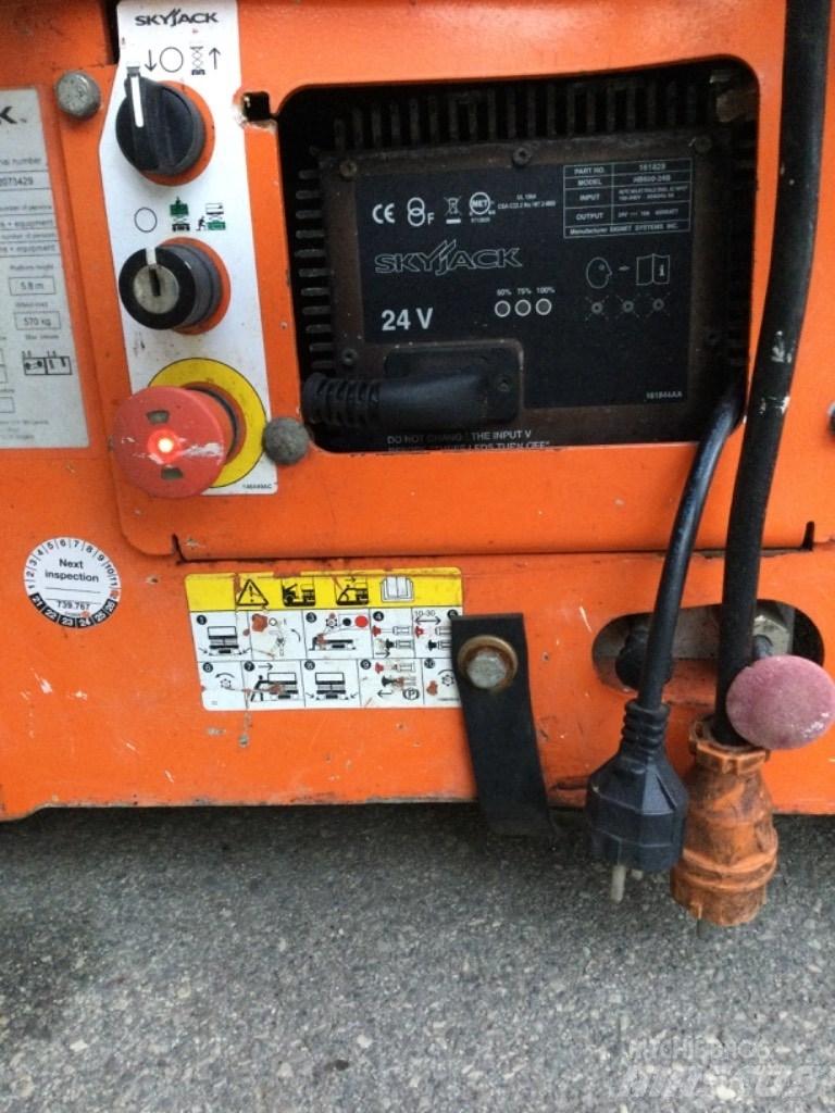 SkyJack SJ III 3219 Škarjaste dvižne ploščadi