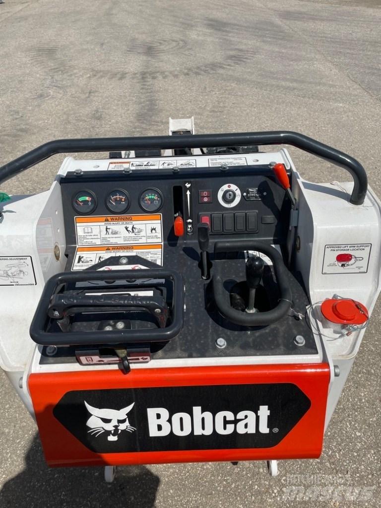 Bobcat MT 55 Nakladalci goseničarji
