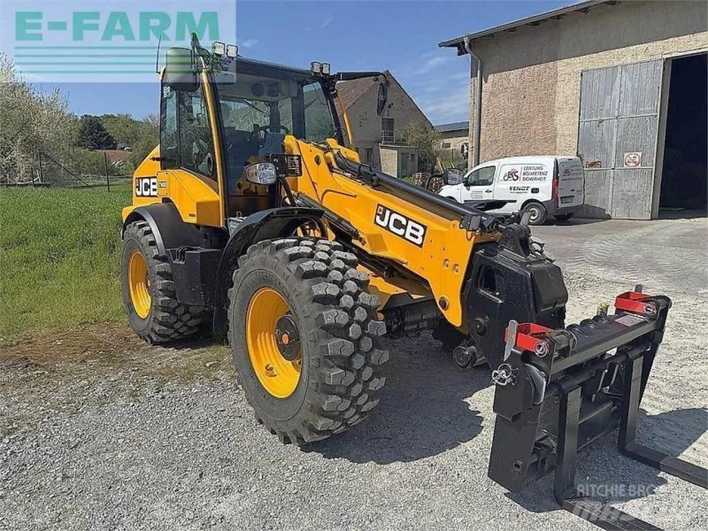 JCB tm 320 agri Kolesni nakladalci