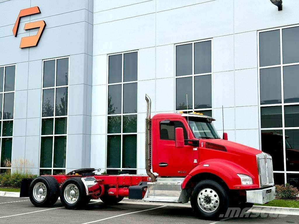 Kenworth T 880 Vlačilci