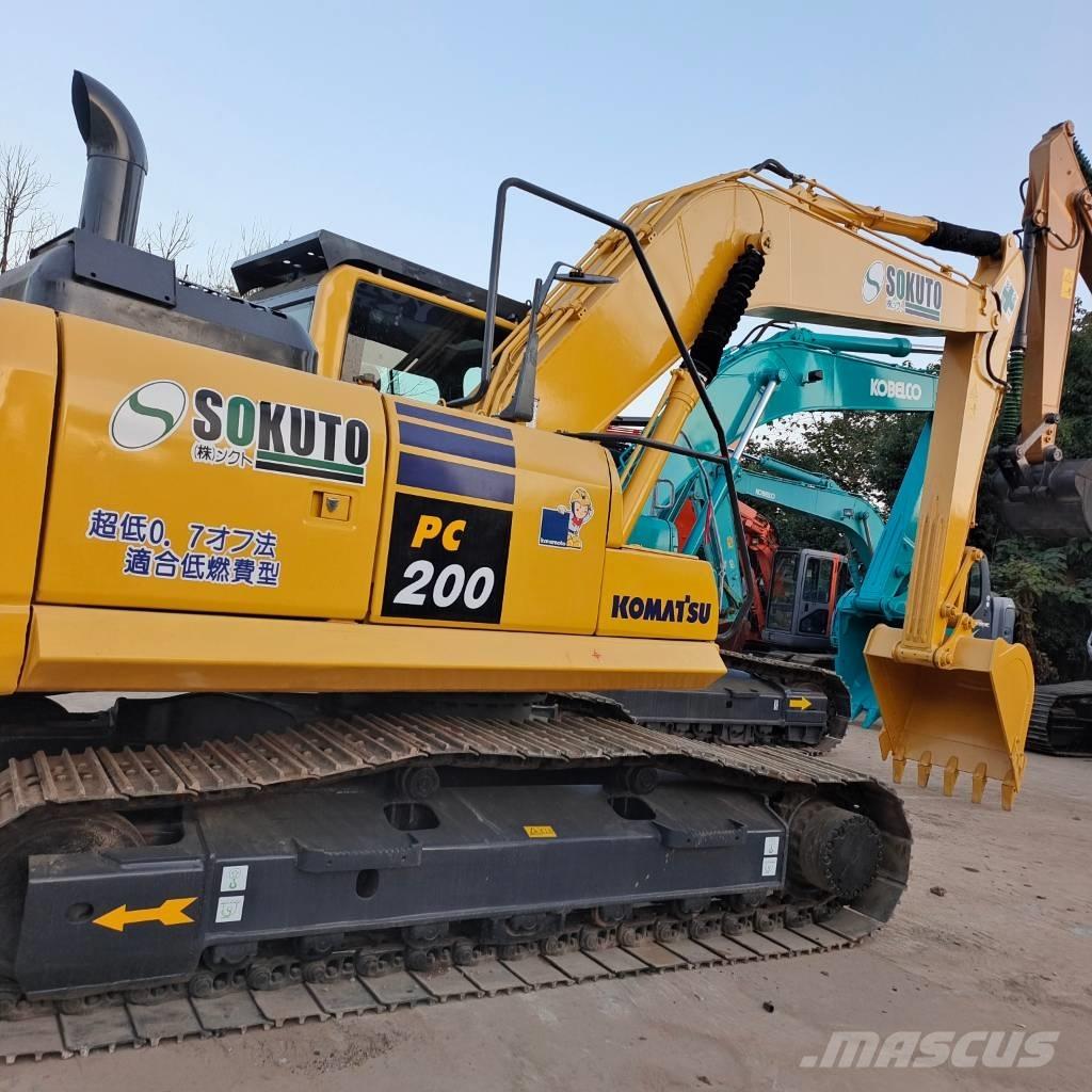 Komatsu PC 200-8 Bagri goseničarji