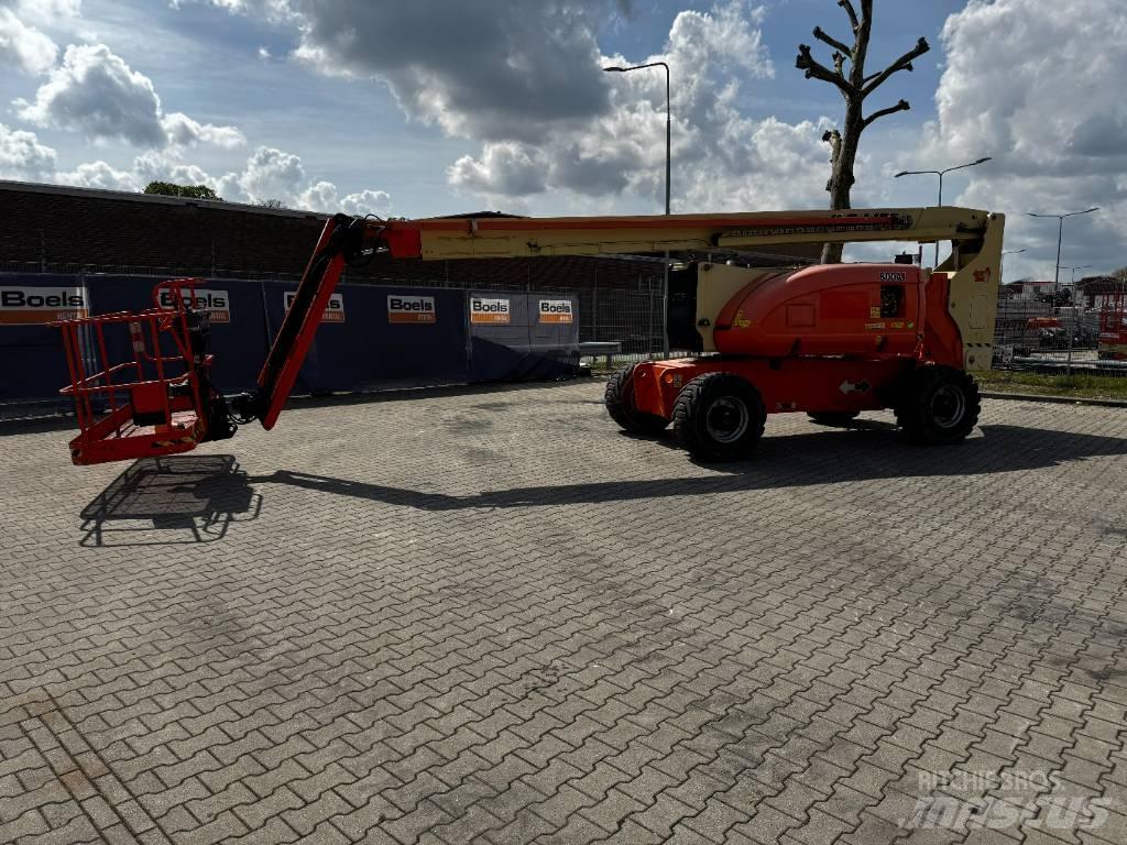 JLG 800AJ Zglobne dvižne ploščadi