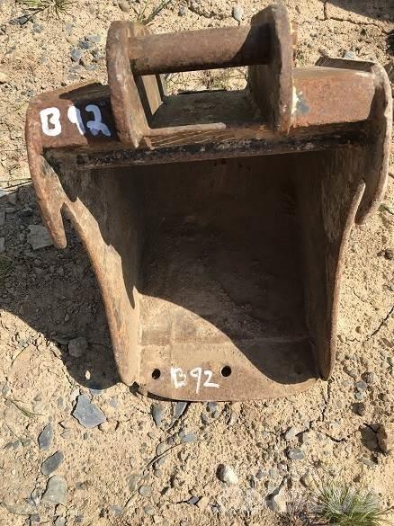  12 BUCKET, 30mm PINS Žlice