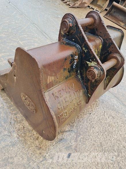  4' BUCKET, 65mm PINS Žlice
