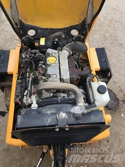 JCB ROLLER VMT 260 Dvojni valjarji