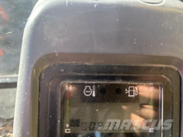 Komatsu PC130-7 Bagri goseničarji