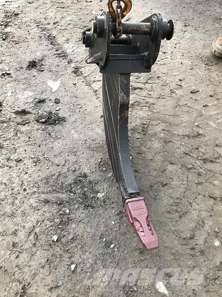  RIPPER TOOTH JCB 3CX Žlice