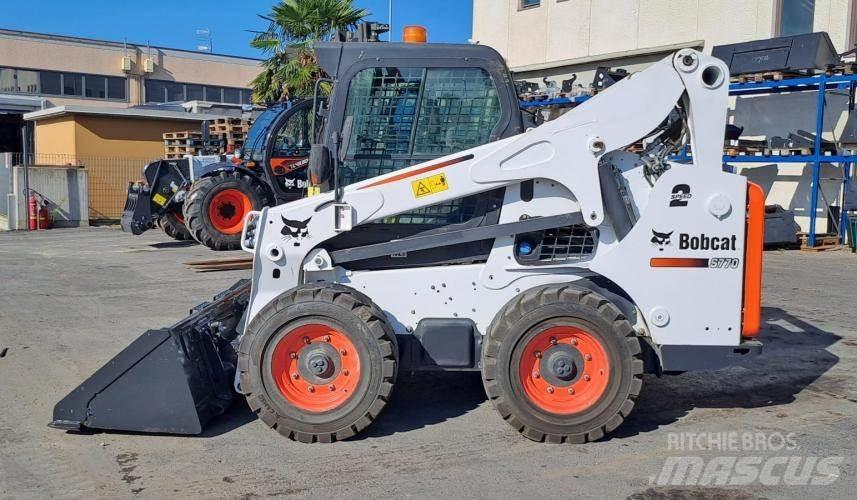 Bobcat S770HF Skid steer mini nakladalci