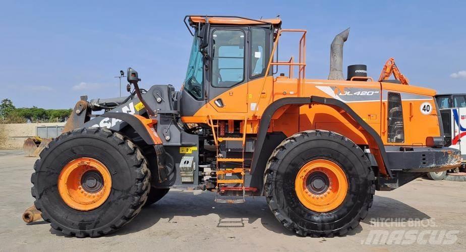 Doosan DL420-5 CVT Kolesni nakladalci