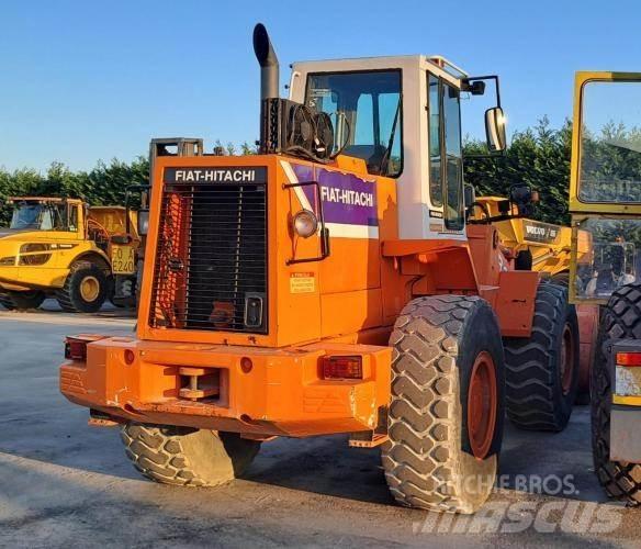 Fiat-Hitachi FR130-2 Kolesni nakladalci