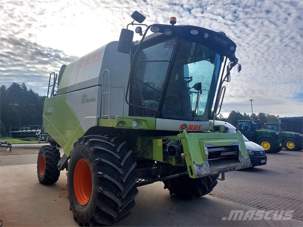 CLAAS Tucano 320 Kombajni