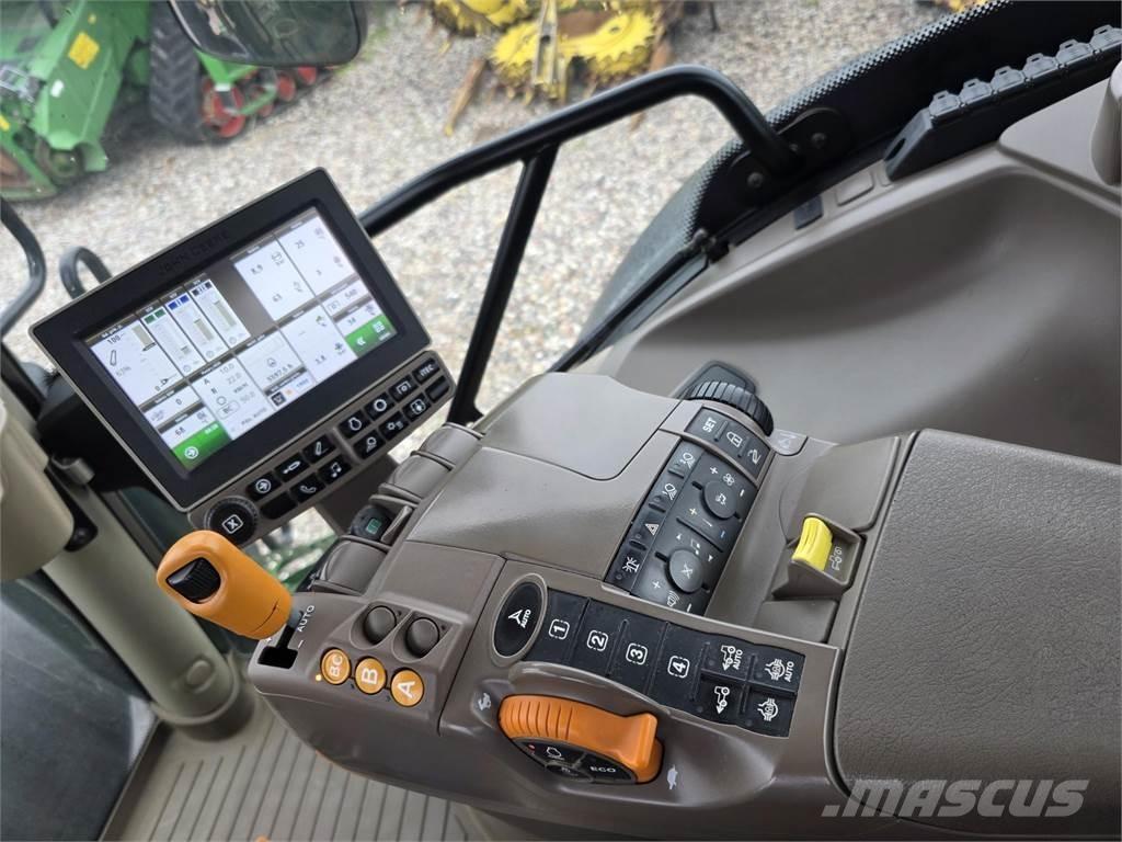 John Deere 6215R Traktorji