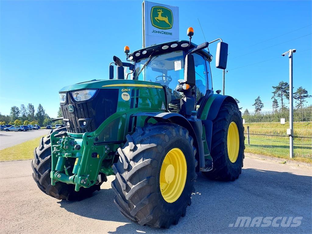 John Deere 6250R Traktorji