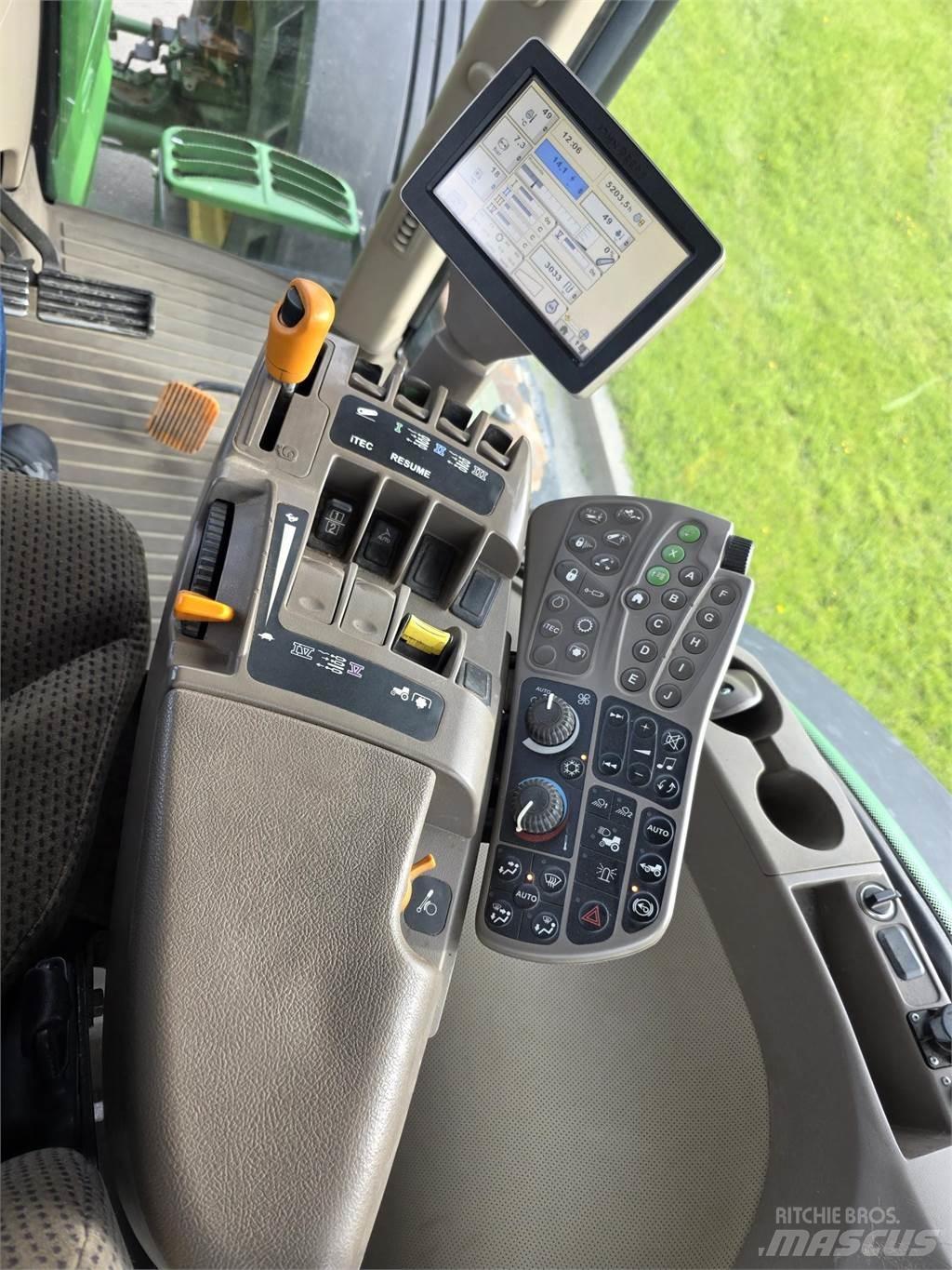 John Deere 7260R Traktorji