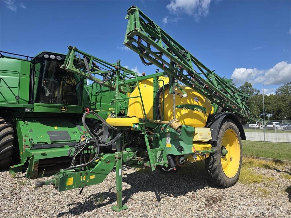 John Deere 740 Vlečne škropilnice
