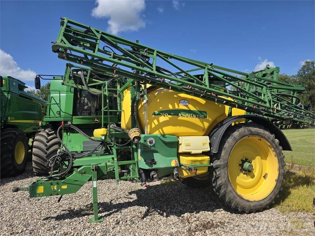 John Deere 740 Vlečne škropilnice