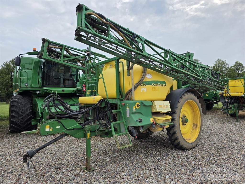 John Deere 740 Vlečne škropilnice