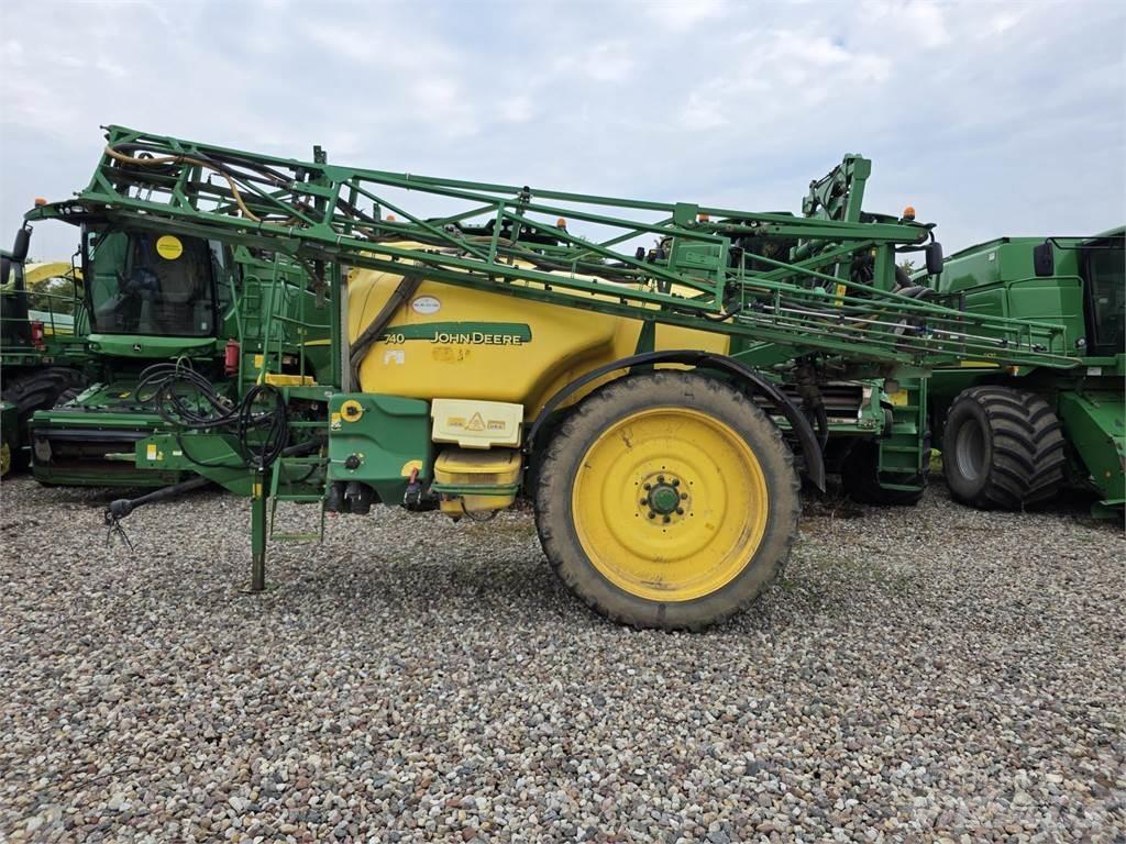 John Deere 740 Vlečne škropilnice