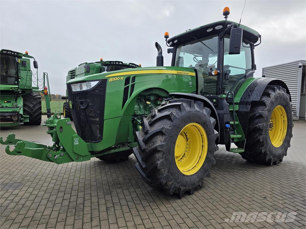 John Deere 8320R Traktorji